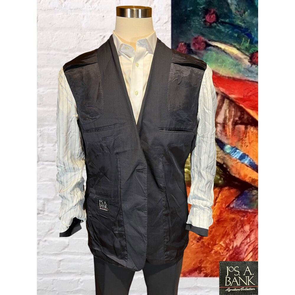 Jos A Bank Signature 42L Navy Blue Ghost Stripe Silk Wool Blazer Suit Jacket - Picture 7 of 15